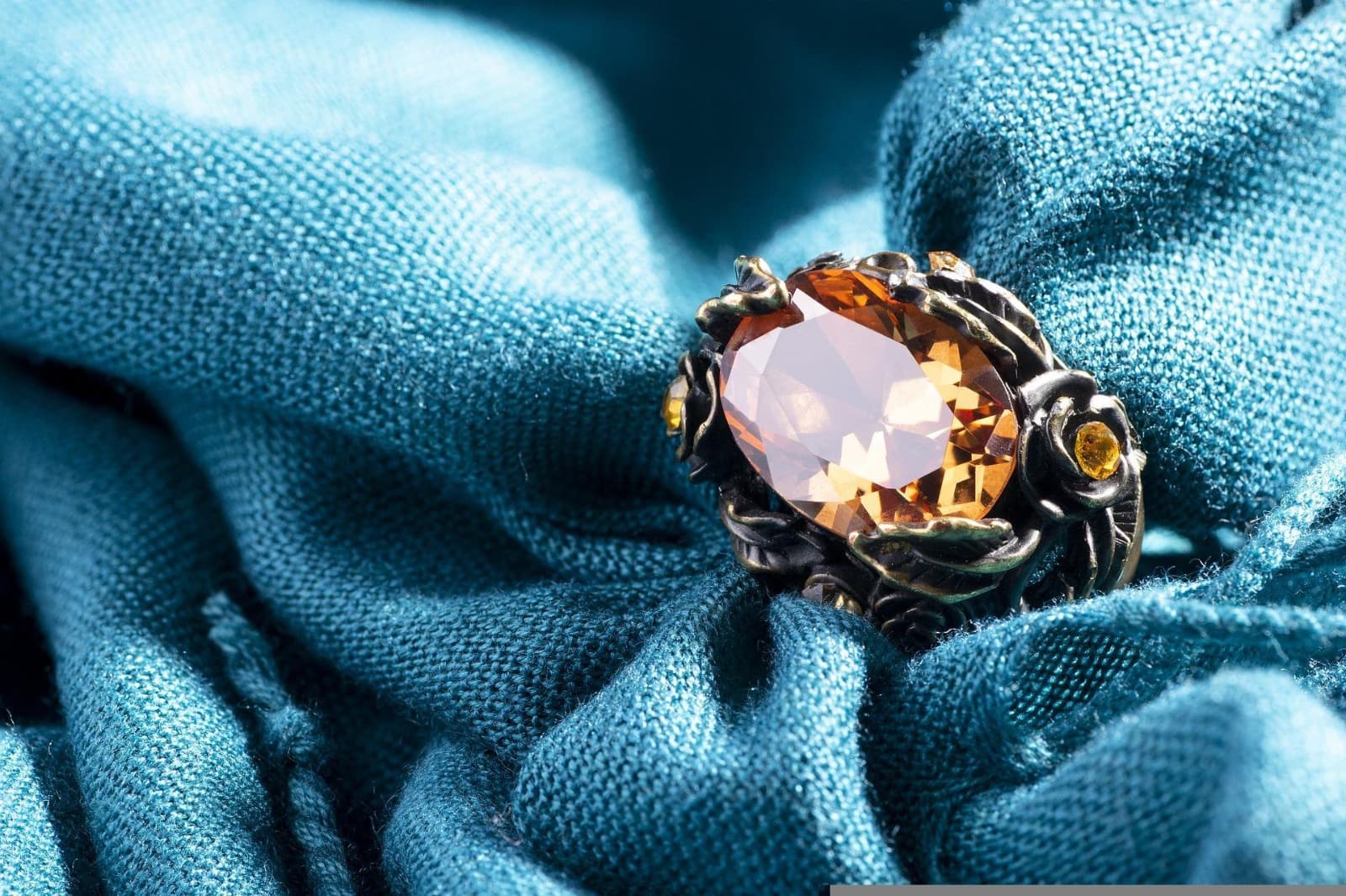 Peach Sapphire – Unique Gems Available at Nash Gems