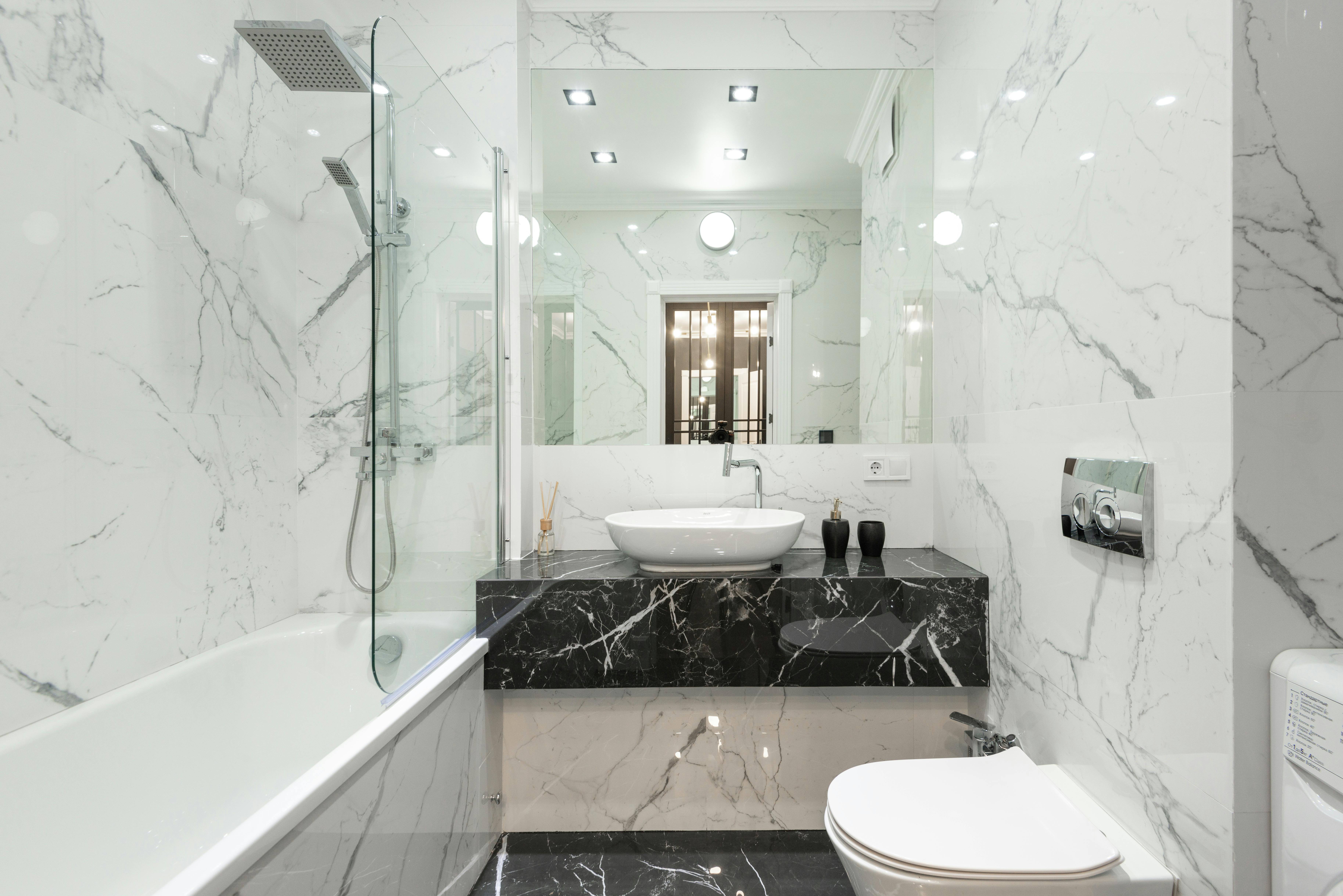 Professional Bathroom Remodeling Near Me for Complete Transformations